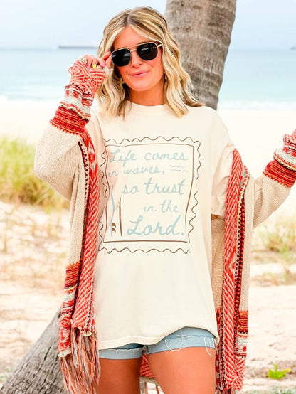 Life comes in waves tee
