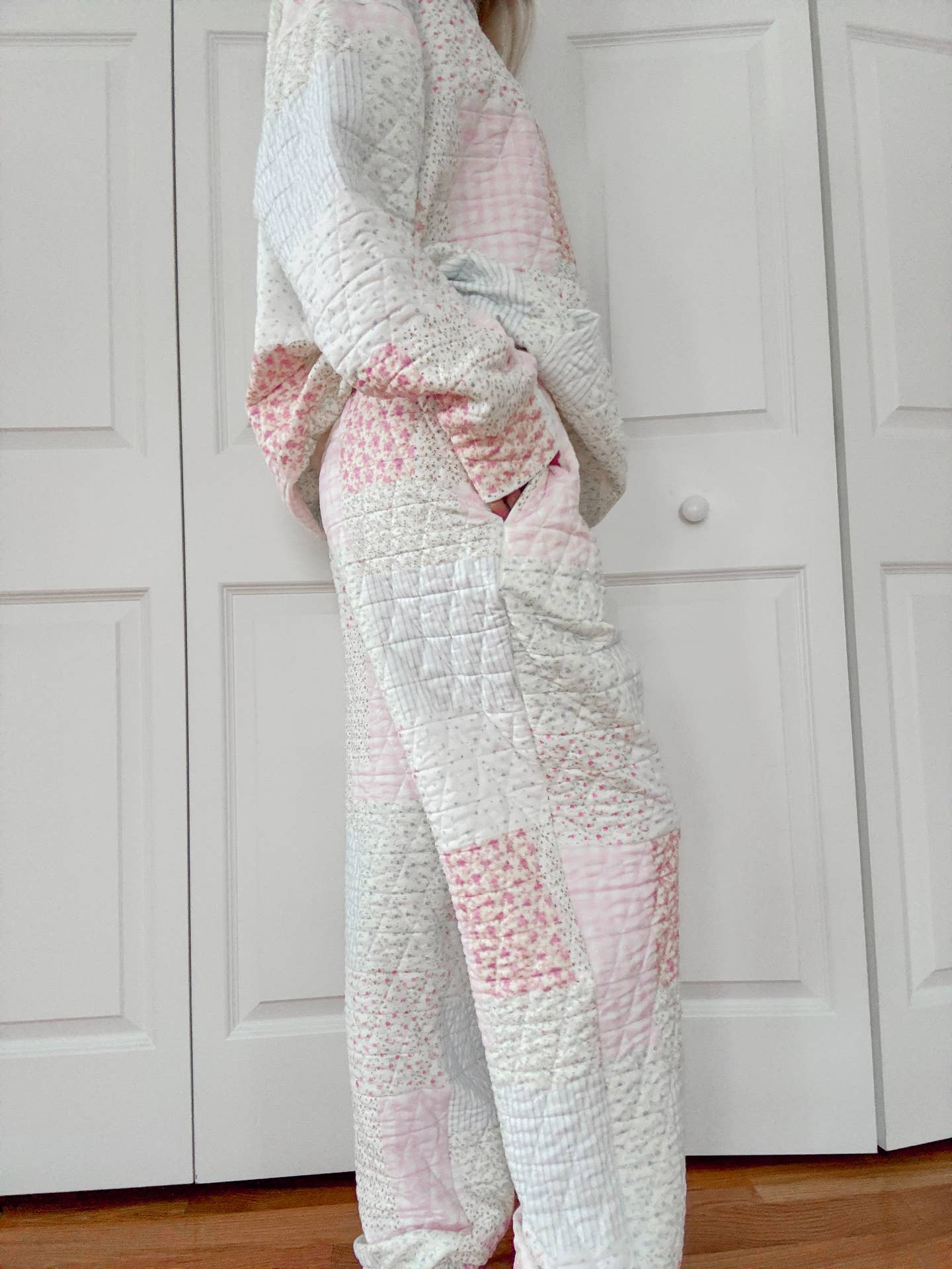 Quilted John 16:33 jogger set