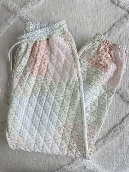 Quilted John 16:33 jogger set
